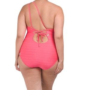 La Blanca Plus Linea Costa One Shoulder One Piece Swim Suit